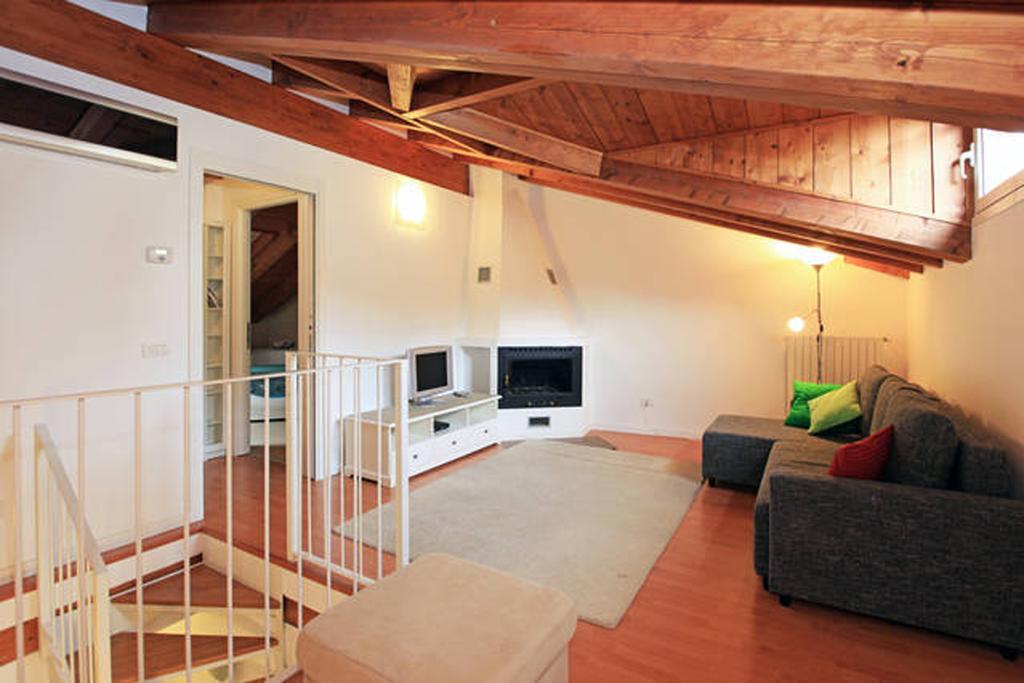 Ferienwohnung Navigli Downtown Cocco House Mailand Zimmer foto