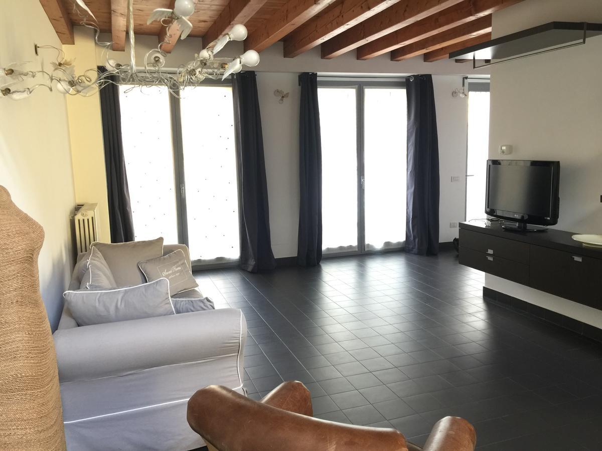Ferienwohnung Navigli Downtown Cocco House Mailand Exterior foto